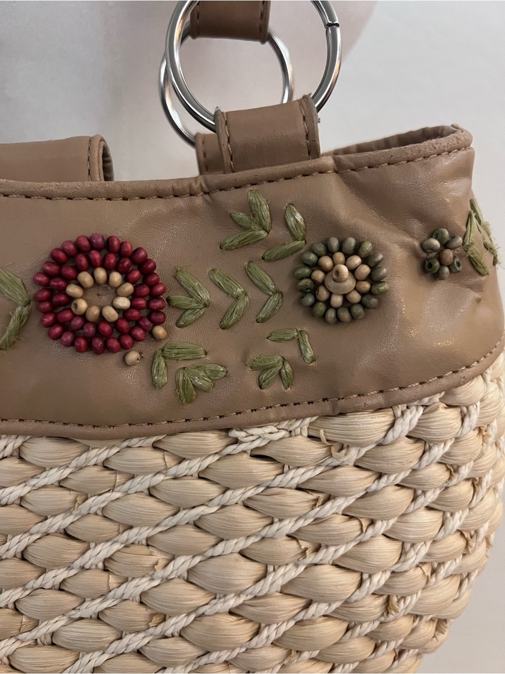 Woven Straw Shoulder Bag Floral Beaded Boho Purse Tan Faux Leather Trim - Picture 4 of 9